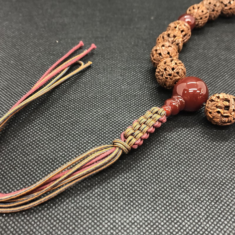 羅漢掘り瑪瑙仕立【数珠】【男性用】 | 仏壇仏具のまつかわ（有