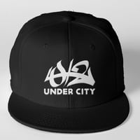 Smooth Crown　042　UNDER CITY スナップバックキャップ