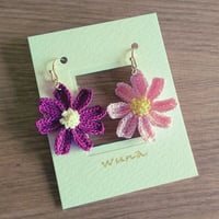 秋桜のピアス(赤紫×桃)
