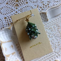 クリスマスツリーのブローチc