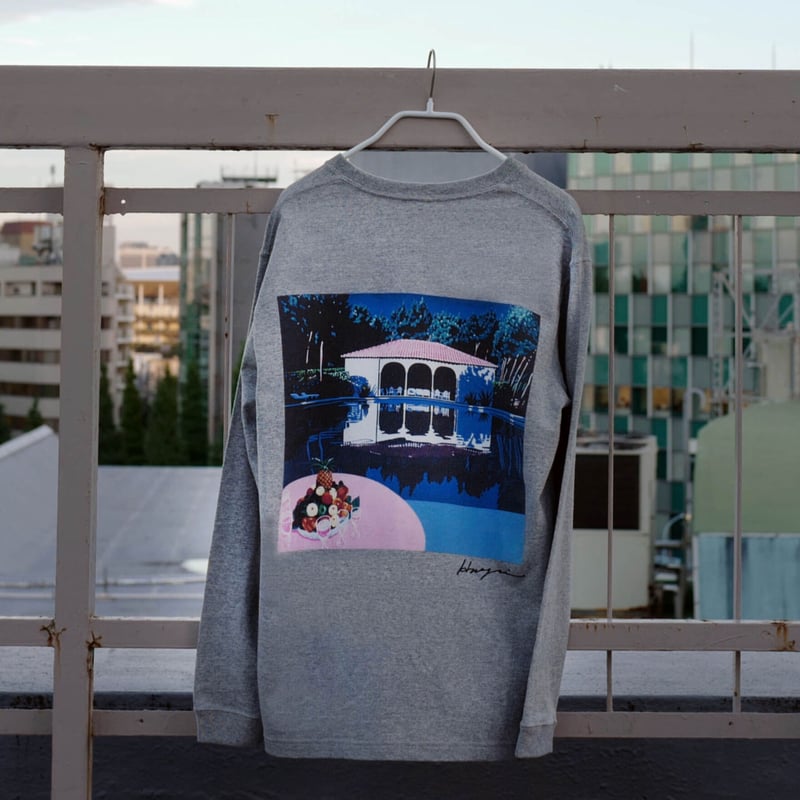 TUTTI FRUTTI 永井博　Tシャツ　長袖 ロングTシャツ「tutti frutti」グレー 02 - Hiroshi Nagai by