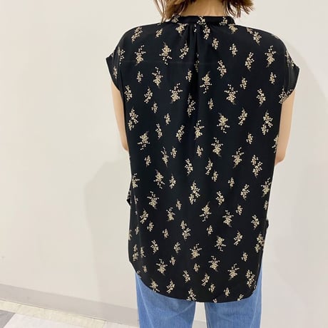 Flower shirt