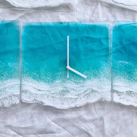 Clear Ocean Clock