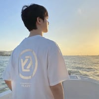 于斌・関連商品（Y . Lazy）★ Tシャツ（logo）《LOGO款・短袖 T恤》