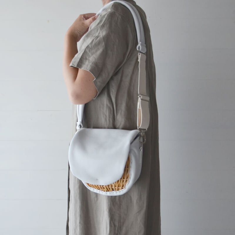 eb.a.gos ラムボディバッグS | ichishina webshop