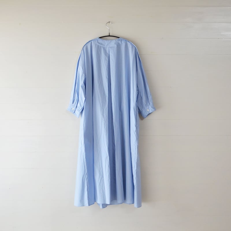 UNIVERSAL TISSU タイプライタータックワンピース UNIVERSAL TISSU｜ナチュラルタイプライター タックギャザー