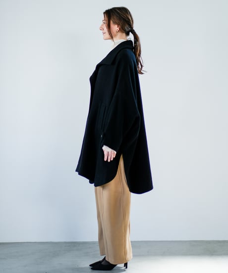 【Lallia Mu 26AW】2614180 スタンドカラーフレアコート