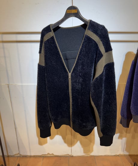 【Lallia Mu 26AW】2614438 バイカラーシャギーニットブルゾン