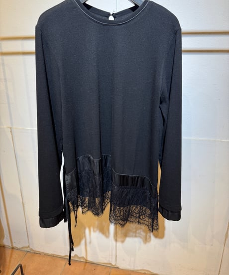 35【Lallia Mu 26AW】2614503 レースヘムハイテンションカットソー