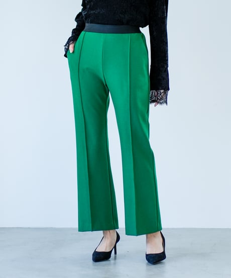 【Lallia Mu 26AW】2614780 ピンタックフレアパンツ