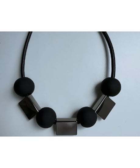 【charmaer 26AW】276822　ボールスクエアネックレス