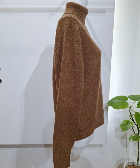 【ATELIER SIX】11256523 ヤクカシミヤレイヤーネックプルオーバー