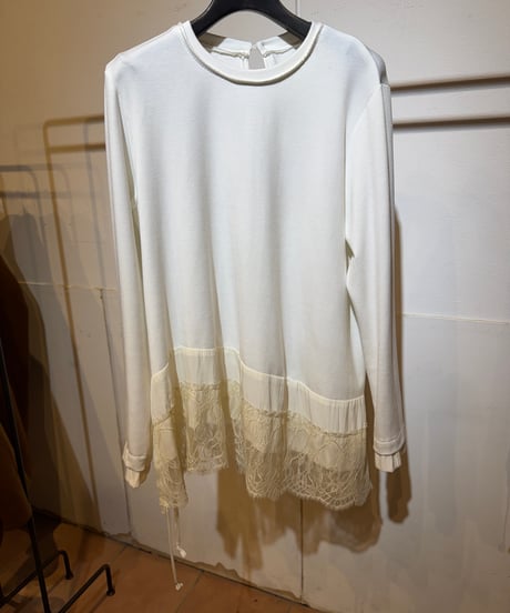 35【Lallia Mu 26AW】2614503 レースヘムハイテンションカットソー