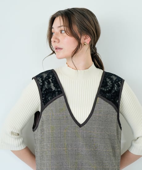 【Lallia Mu 26AW】2614382 ベロアレースドッキングドレス