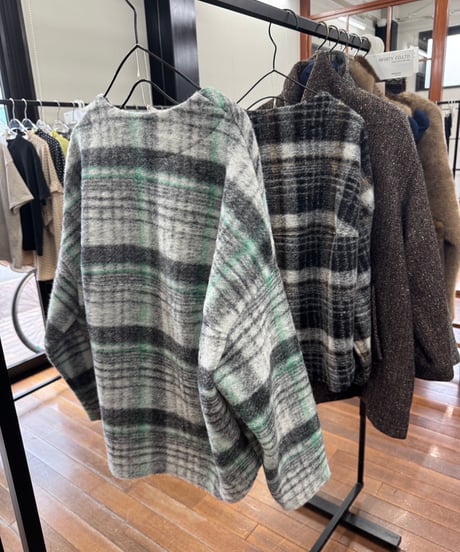 【LE MÉLANGE 26AW】 8641104 スライバーカラーチェック柄カーディガン