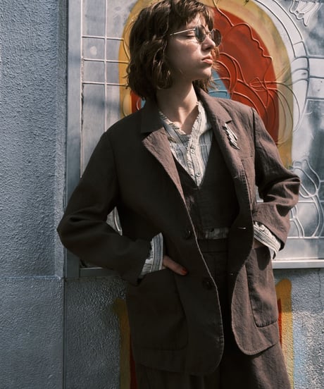 数量限定！【LE MÉLANGE 26AW】8643701 コットンラミーシャンブレーべスチェ