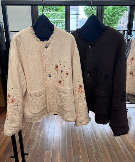 【LE MÉLANGE 26AW】8643804 コットンスラブ刺繍ジャケット