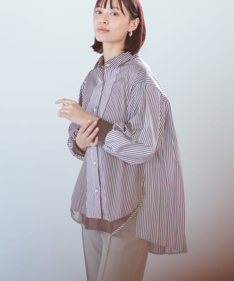 【Lallia Mu 26AW】2614692 バックプリーツストライプシャツ