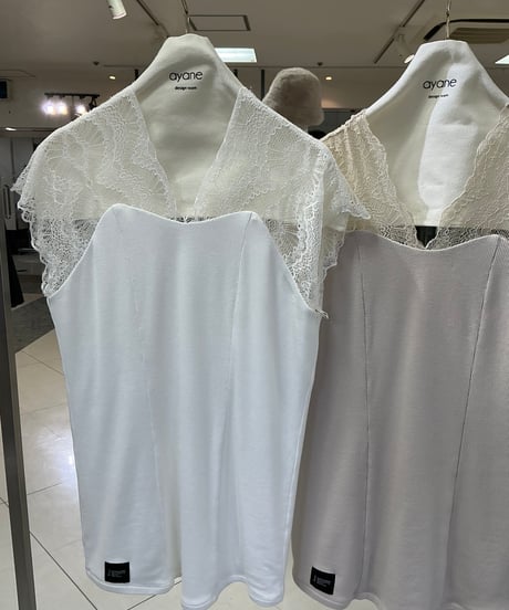 【ayane 26AW】早期ご予約送料無料！ 856745 ショルダーレースタンク