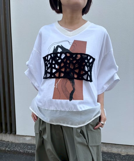 【Lallia Mu】 2612501 レースドッキングプリントTシャツ