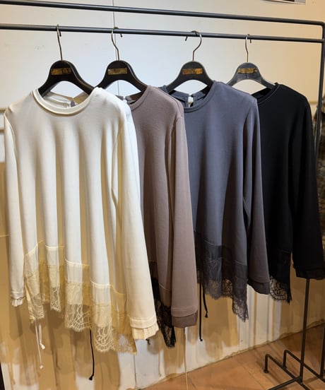 35【Lallia Mu 26AW】2614503 レースヘムハイテンションカットソー