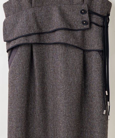 【Lallia Mu 26AW】2614383 ペプラムウエストワンピース