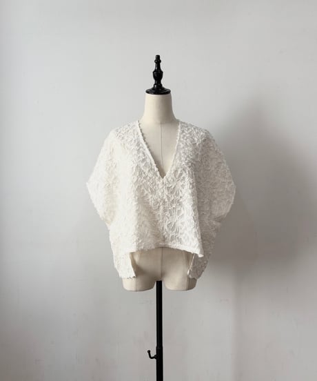 【siro de labonte】R613316 short vest cut Jacquard