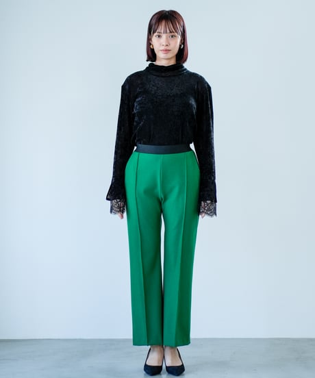 【Lallia Mu 26AW】2614780 ピンタックフレアパンツ
