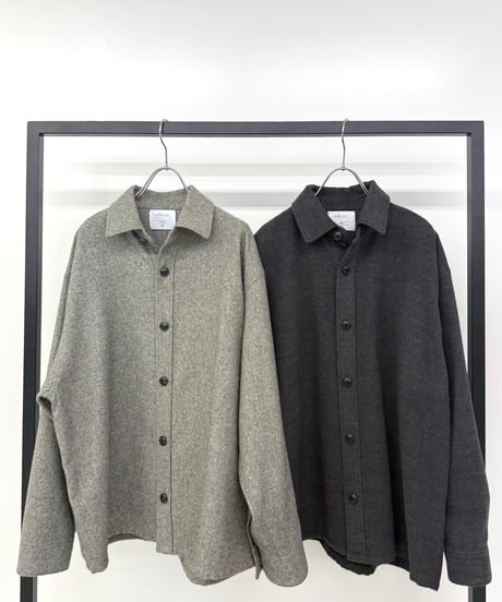 【cafune】545903 TWEEDY polyester back tuck shirt