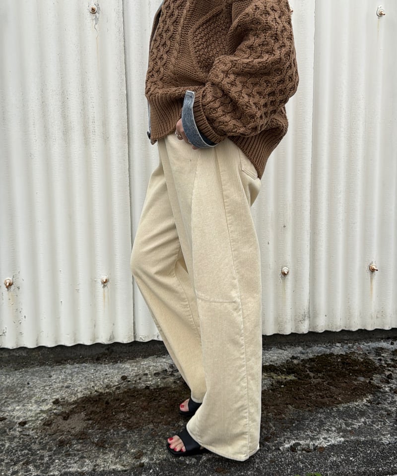 Lallia Mu 26AW】 2613761 コーデュロイカーブパンツ | select