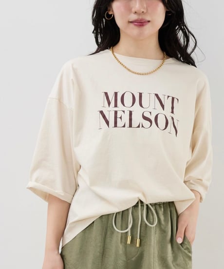 【MICA&DEAL】0125309216 "MOUNT NELSON"ロゴ5分袖T-shirt