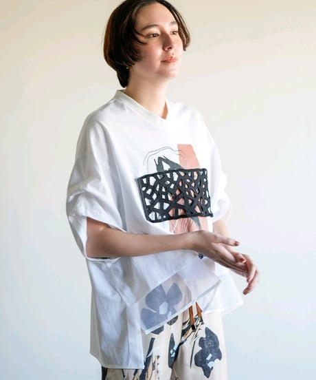 【Lallia Mu】 2612501 レースドッキングプリントTシャツ
