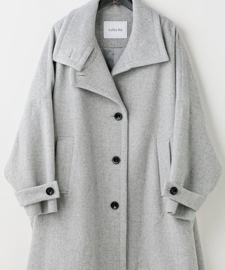 【Lallia Mu 26AW】2614180 スタンドカラーフレアコート