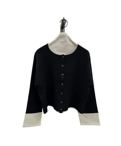 【ayane 26AW】  856706　袖口バイカラー接結ニットカーディガン