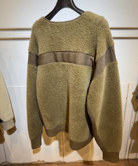 【Lallia Mu 26AW】2614438 バイカラーシャギーニットブルゾン