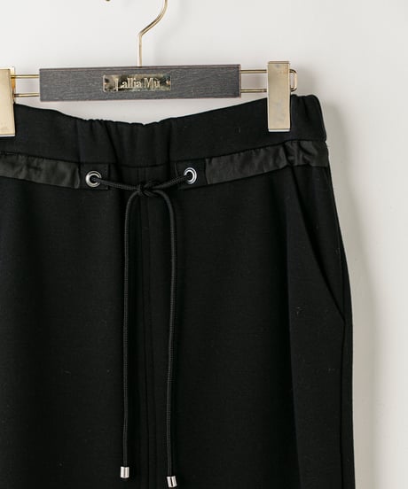 【Lallia Mu 26AW】2614855　ジャージースカート