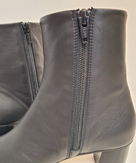 展示品OUTLET【ATELIER BRUGGE】アトリエブルージュ 21ps-63 ソフトシープスキンショートブーツ
