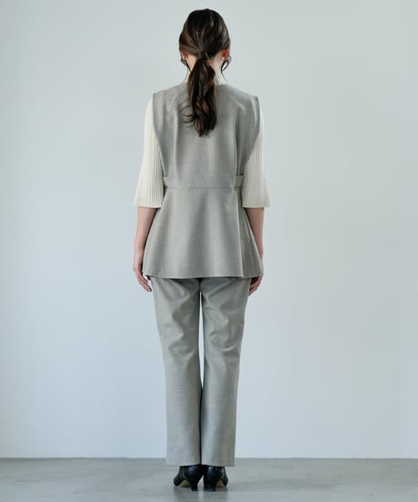 【Lallia Mu 26AW】2614780 ピンタックフレアパンツ