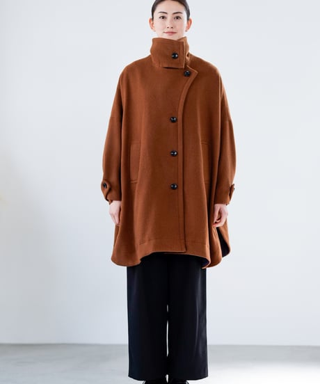 【Lallia Mu 26AW】2614180 スタンドカラーフレアコート