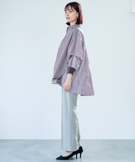 【Lallia Mu 26AW】2614692 バックプリーツストライプシャツ