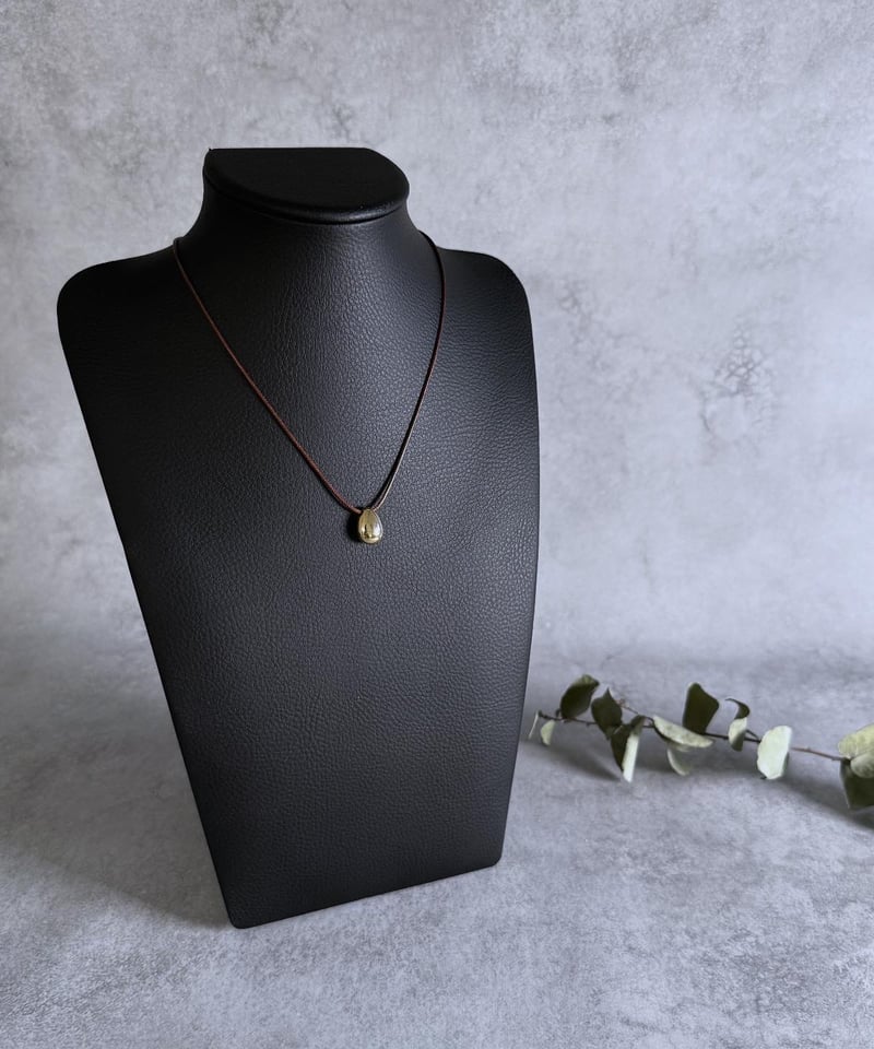 charmaer 26SPRING】216324 ドロップ型コードネックレス | selec