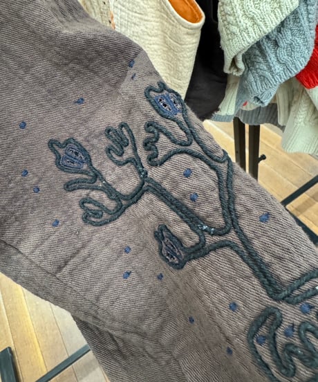 【LE MÉLANGE 26AW】8643804 コットンスラブ刺繍ジャケット