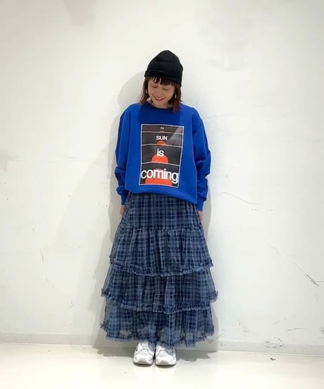 【sfide】 1262018 “THE SUN IS COMING”ロゴスウェット