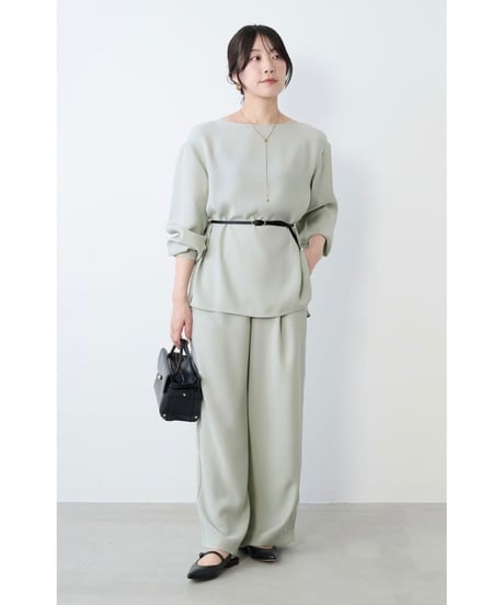 【MICA&DEAL】 0126101011 シルキーボートネックブラウス