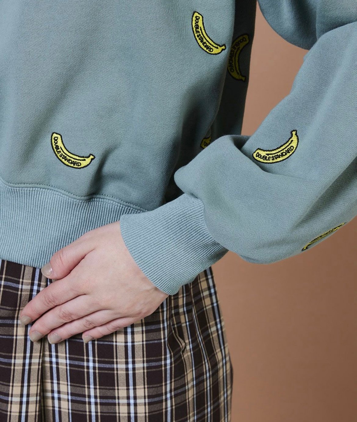 DOUBLE STANDARD CLOTHING】0208330253 バナナ刺繍スウェット