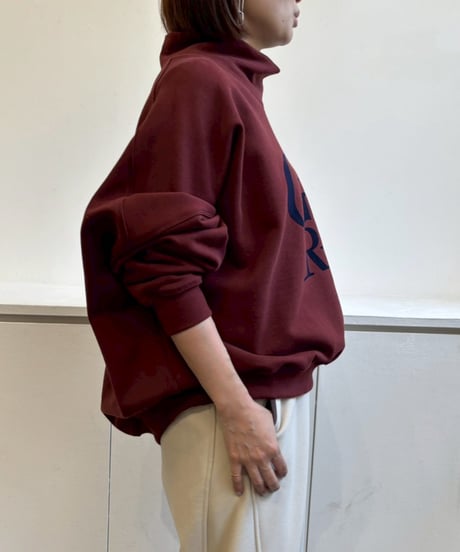 33【Lallia Mu 26AW】2614501 スタンドネックロゴプルオーバー