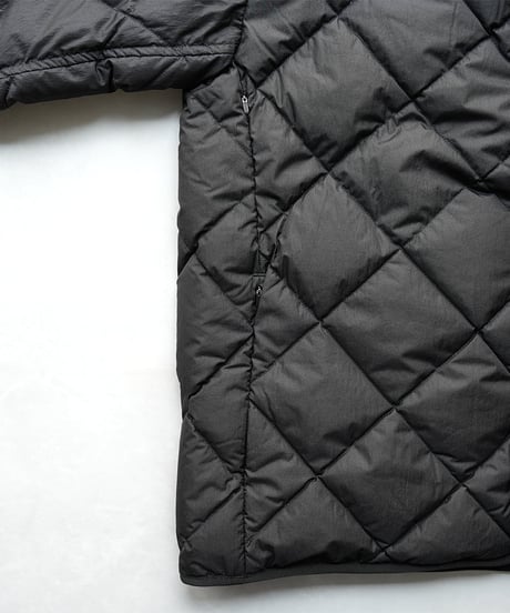 メンズ　レディース【NANGA】NANGA×MANUAL ALPHABET CMR REVERSE DOWN JACKET