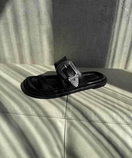 【 ATELIER BRUGGE 】26ISM-37 -37H Western buckle thong sandals