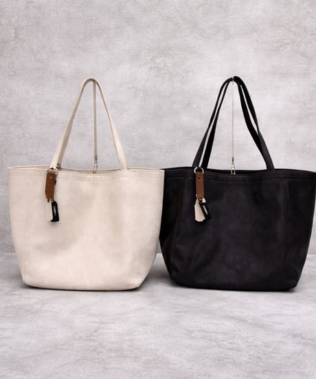 【charmaer 26AW】256760 フェイクレザートートバッグ（チャームとセット販売）