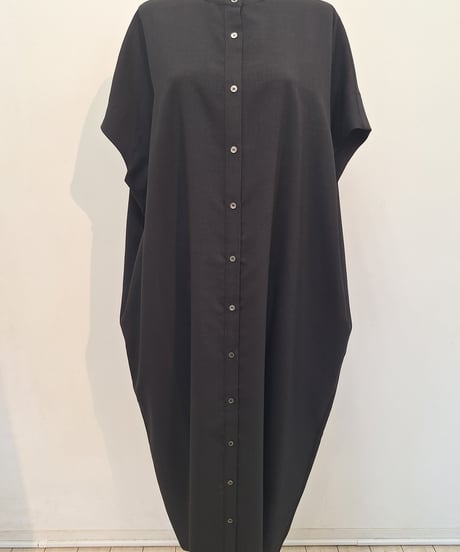 【ATELIER SIX】 21255509 麻調合繊ワイドシャツワンピース